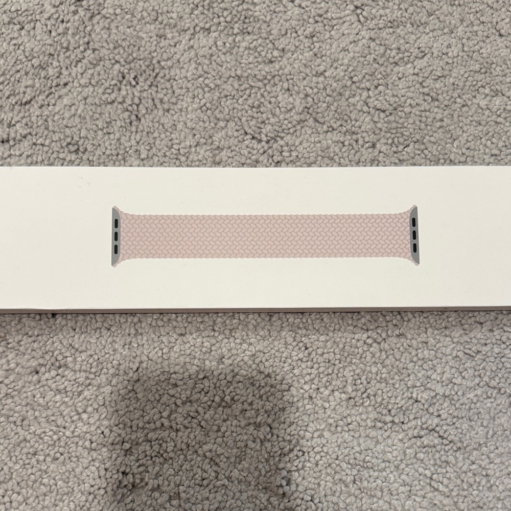 NIB Apple Starlight Braided Solo Loop Watch Band Size 3 - 41mm watch